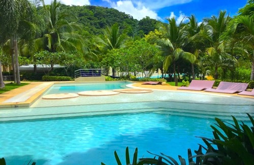 Nasugbu Condo | Deluxe family beach apartment with lagoon view at Pico De Loro