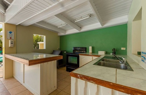 Arashi Villa | Deluxe Mansion Steps to Beach Pool Sea Views