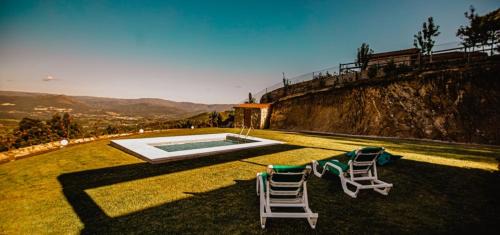 Celorico de Basto Villa | Deluxe Private Pool Bungalow