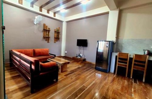 Aizawl House | Deluxe Room Zobawm Homestay
