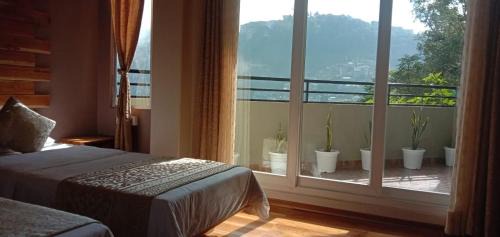 Aizawl House | Deluxe Room Zobawm Homestay
