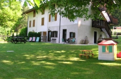 Val Maria-Pur Apartment | Demadonna "PUR" unit B ground floor, 50 sqm-independent entrance- 4 pax, 1 room