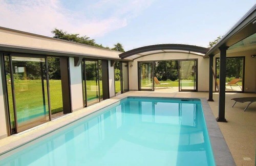 Avrille Villa | Demeure du Pont Rolland, heated inside pool, sauna and great location