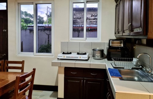 Basco House | Den Den Guesthouse