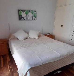 San Martin Apartment | Departamento céntrico en San Martín, amplio, con aire acondicionado y cochera privada