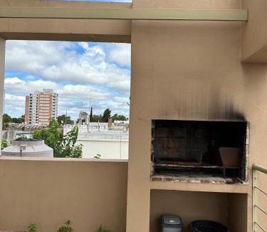 Rio Cuarto Apartment | Departamento con Balcón y Asador
