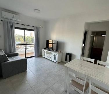 Santa Fe Apartment | Depto céntrico con cochera