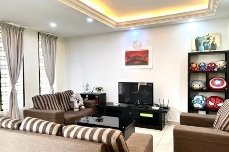 Bandar Penawar House | Desaru Utama Villa by Antlerzone
