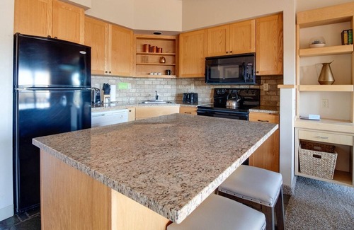 Redmond House | Deschutes River View Condo Eagle Crest