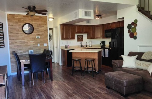 Mesa Grande House | Desert Oasis in Mesa across from the Cubs Stadium!