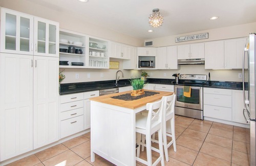 Shalimar House | Desert Oasis on Shalimar Golf Course, Pet Friendly