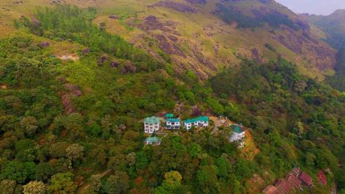 Devikolam Resort | Deshadan Mountain Resort -The highest resort in Munnar