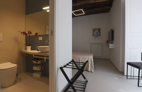 Rione Duomo House | DESIDERIO GUEST HOUSE