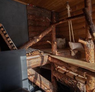 Kuortti Ski Chalet | Design Cabin with Jacuzzi, Sauna & Nature