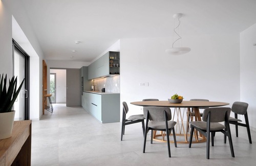 Gajana Villa | Design Luxus Villa mit Swimmingpool im Ruhige Lage