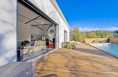 Saint-Felix-de-Pallieres Villa | Design Spa Nature Piscine Zen Anduze