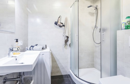 Nusle Apartment | ๐ซ๐๐๐๐๐ ๐๐๐๐
๐๐ w/Patio, 10 min to Centre, 10 years of experience