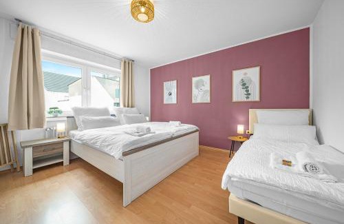 Center/Hamm-Bossendorf Apartment | Design-Wohnung I Balkon I sehr zentral I Küche