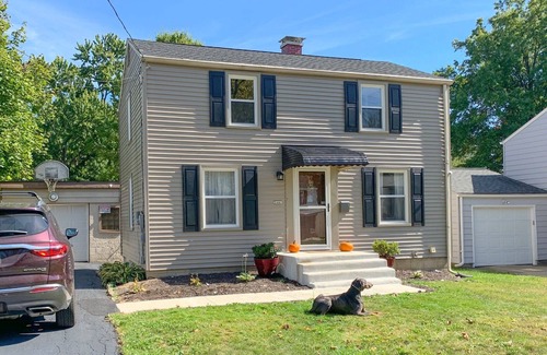 Youngstown House | Designed for VRBO guests visiting the Youngstown Area. Pet and kid friendly!