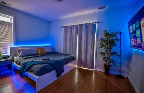 Near West Side House | Designer Dreams: A Luxurious Escape w 1 car garage