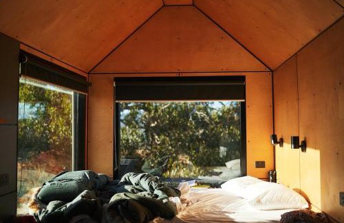 Moonambel House | Designer Off-Grid Cabin Retreat by Famous Startup - Neada