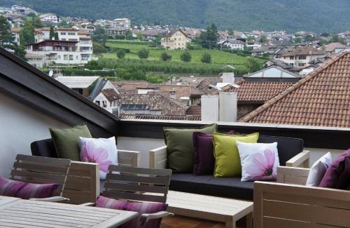 Caldaro Sulla Strada del Vino Hotel | Designhotel Gius La Residenza