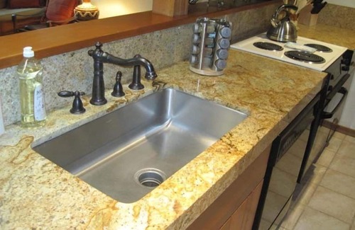 Moose Wilson Road Condo | Desireable Aspens' Berry Patch Condo Creekside Secluded New Bathroom & Floors