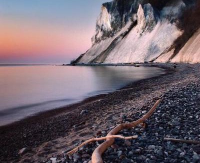 Borre Apartment | Det Gamle Garnbinderi, ved Møns bedste strand.