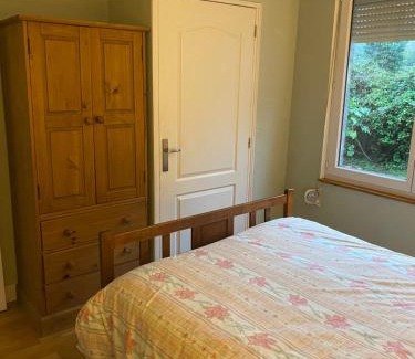 Plumeliau Apartment | Detached cottage on the edge of town