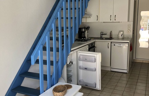 Saint-Palais-sur-Mer Cabin | Detached detached house in a quiet Saint Palais sur Mer near the beach and shops