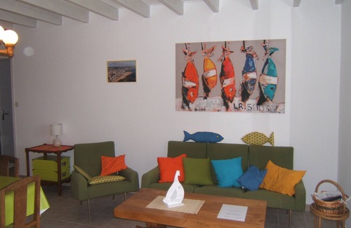 La Cotiniere House | detached house in a quiet shady park near the fishing port