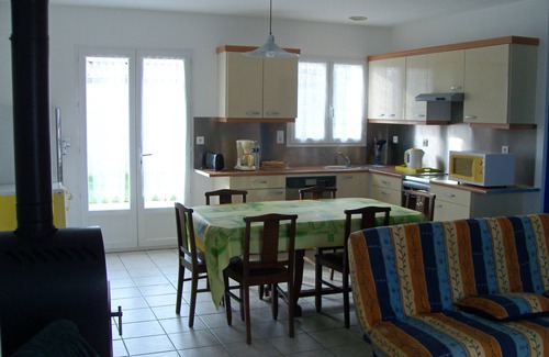 Saint-Vincent-sur-Jard House | Detached house, in an enclosed garden, quiet location, near forest and sea