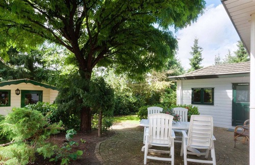 Stegeren Ski Chalet | Detached, fully equipped chalet in Vechtdal near Ommen, for 4 people