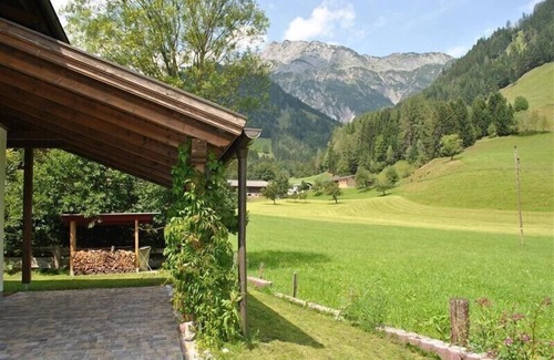 Saalfelden am Steinernen Meer House | Detached house with a phantastic view, quiet location