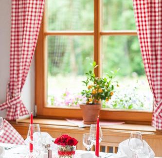 Weissbach an der Alpenstrasse Hotel | DEVA Hotel Alpenglück