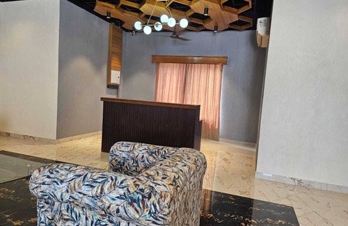 Jansath Hotel | Devrana