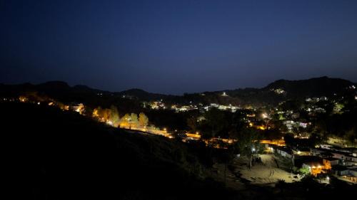 Abu Road Villa | Dharmatma Farm House & Villa