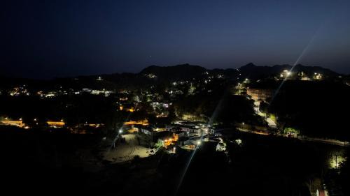 Abu Road Villa | Dharmatma Farm House & Villa