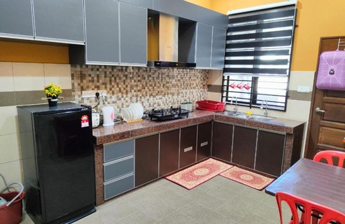 Kampung Gong Limau Apartment | Dhuha Homestay Kemaman