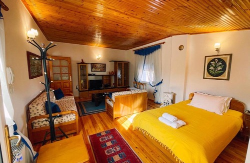 Korce Bed & Breakfast | Diana Guesthouse
