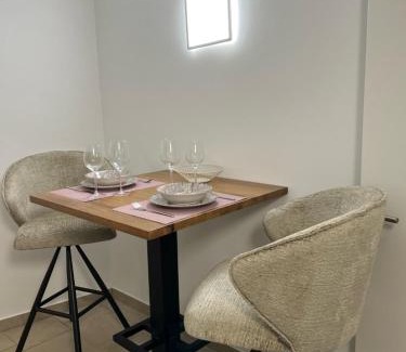 Deidesheim Apartment | Die Französin - Ingo Telschow & Catherine Tempier Gbr