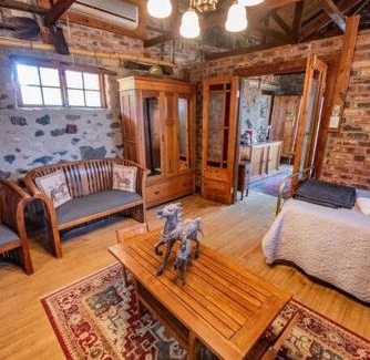 Vredefort Apartment | Die Kliphuis - Parys