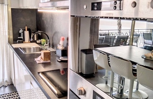 Juan-les-Pins Apartment | Diego Suarez P38, for a stay with family/friends