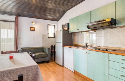 Zbandaj Apartment | Dika (PRC138) by Interhome