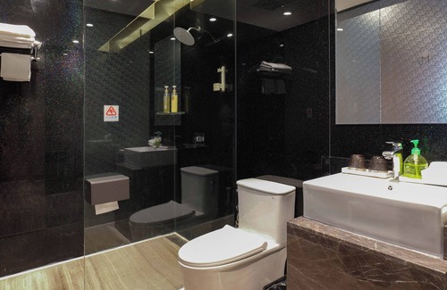 Shiqi District Hotel | DILLI Home