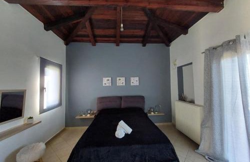 Chalcis Villa | Dimitra's Villa in Evia, Greece