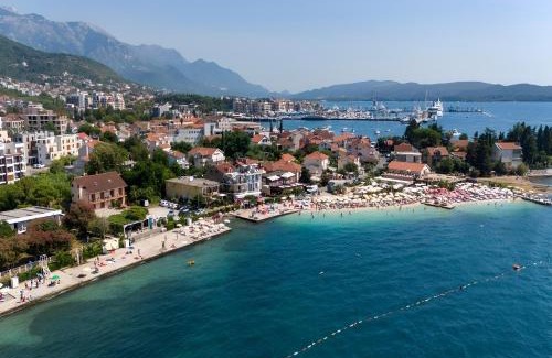 Donja Lastva Apartment | Dimitris Residence