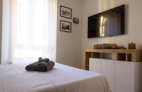 Porta Garibaldi Apartment | Dimora Garibaldi - Bright and Quiet Nest - Milano