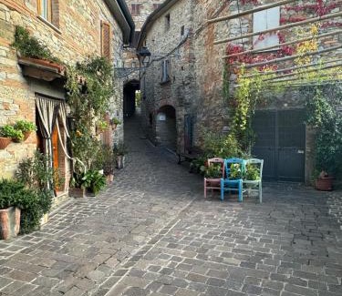 Monte Santa Maria Tiberina Apartment | Dimora monte S. Maria Tiberina