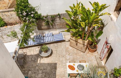 Presicce Apartment | Dimora Santi-Mancuso by BarbarHouse